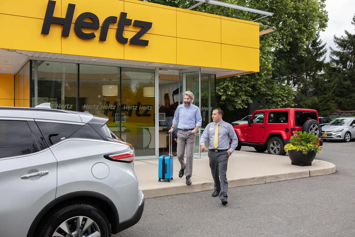 شرکت اجاره خودرو - هرتز 